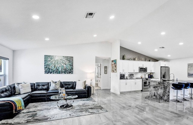 *Brand Newly Built* Glamorous Home Near Atlantic Avenue Delray Beach