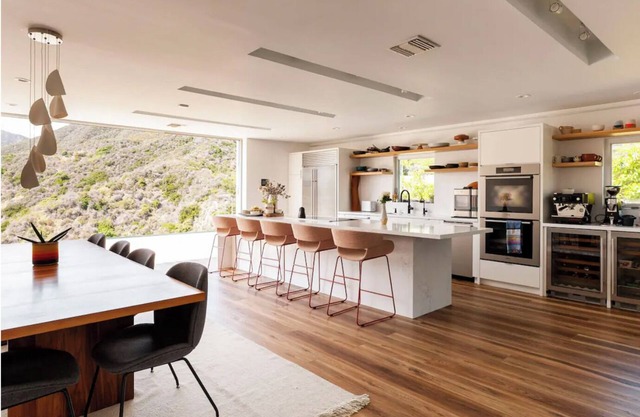 Breathtaking Mountain & Ocean Views w Modern Design - Malibu/Pacific Palisades
