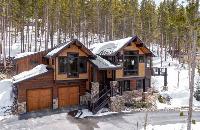 Breathtaking Views in Secluded Luxury Cabin in Breckenridge