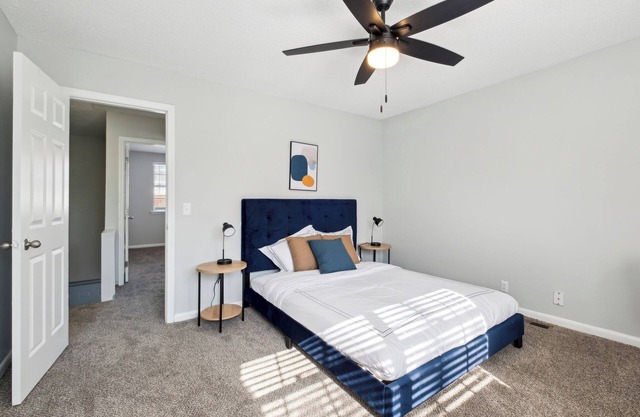 Brentwood U7 I Cozy & Comfy I 2Bd I Free Parking