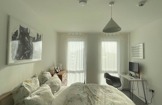 Bright 1 BDR Flat Balcony Heart of Brixton
