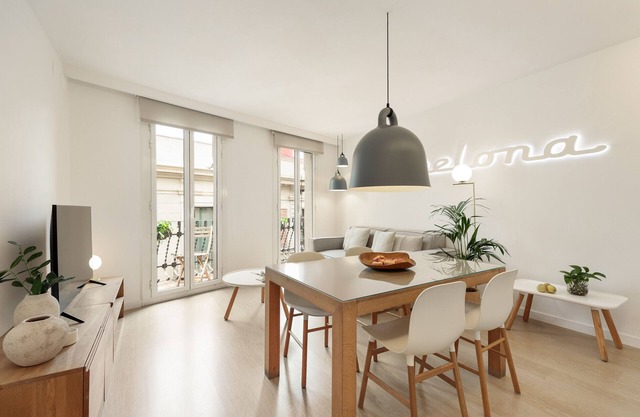 Bright and modern apartment in the city center