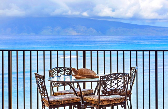 Bright and spacious oceanfront 2BD condo