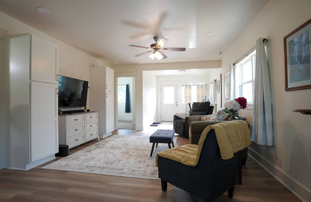 Bright and stylish 2-bed bungalow in Casper with modern kitchen, updated bath, fenced yard. Minutes from downtown, Platte River, and outdoor adventures.