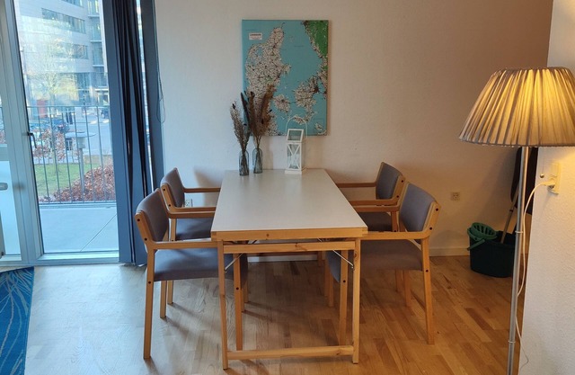 Bright apartment close to metro