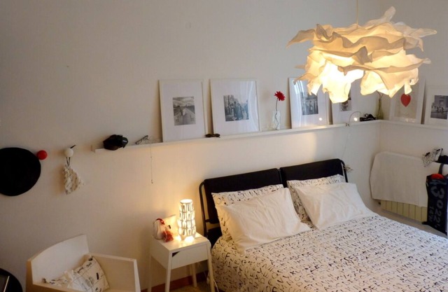 Bright apartment in front of Careggi/Meyer Hospitals, Universities, tramway