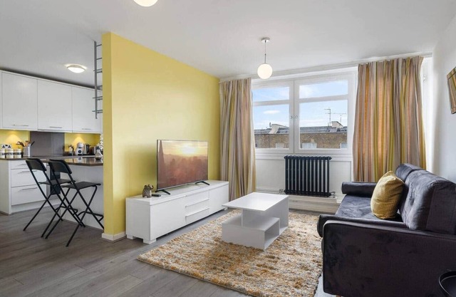 Bright Central London Flat/10 mins to Oxford St
