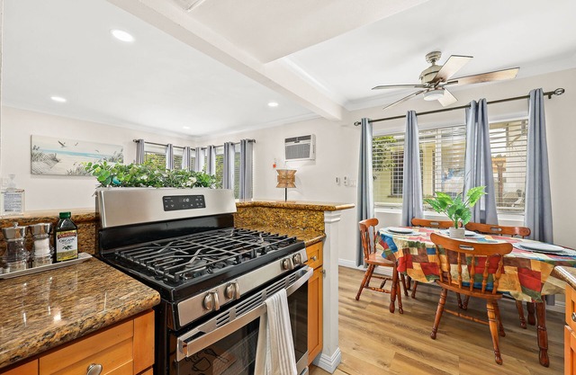 Bright&Cozy Getaway 10min to Downtown LA