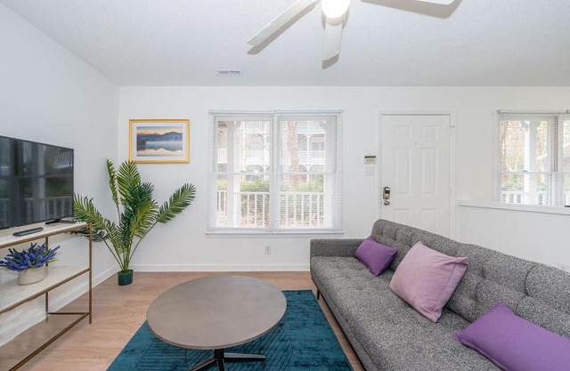 Bright Durham 1BR with Parking