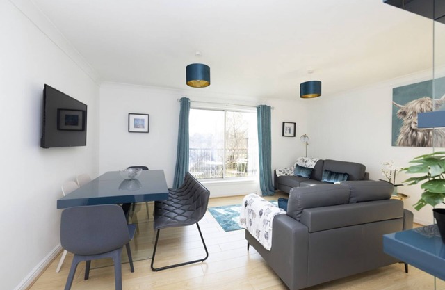 Bright Flat Overlooking The Clyde
