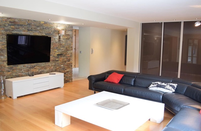 Bright house with garden and private pool