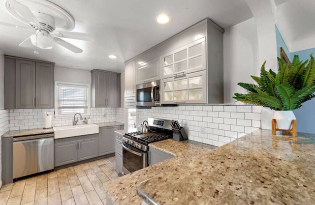 Bright & Modern | Centrally Located
