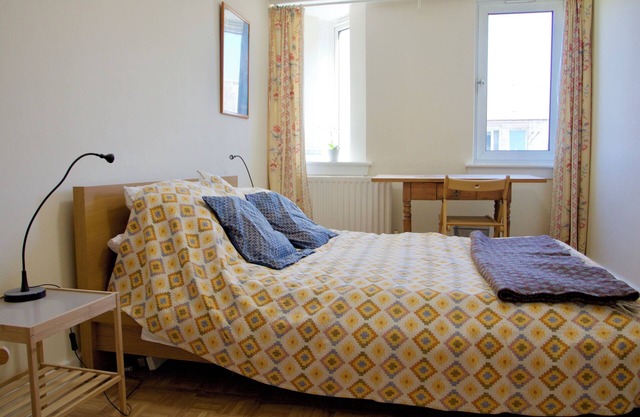 Bright, Spacious 2 Bedroom Flat in Stockbridge