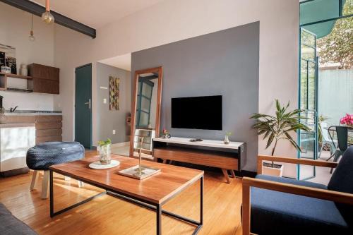 Bright & Stylish Apt With Balcony Reforma Avenue