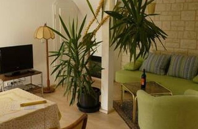 Bright, sunny roof terrace apartment