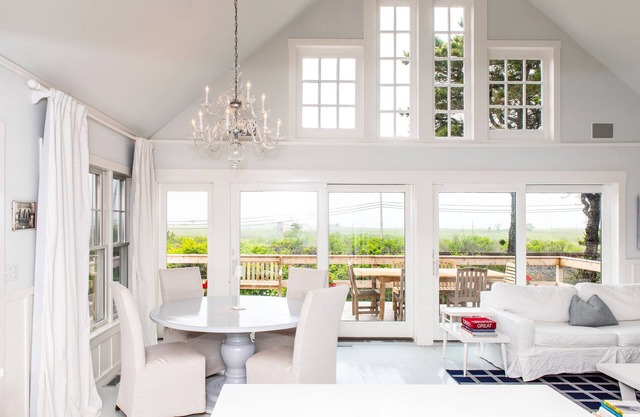 Bright White Beach House, Just a Short Stroll to Ocean- A Sunset to End Everyday