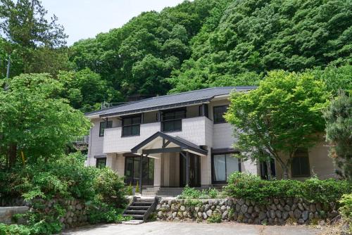BROOK COTTAGE MINAKAMI