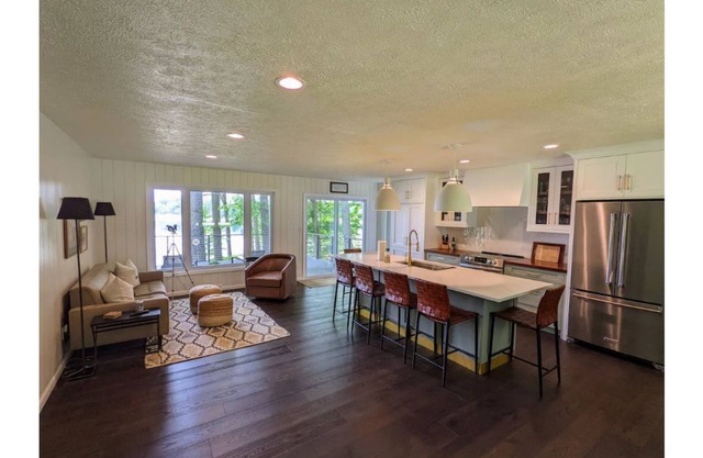 Brush Lake Bliss, a serene 3 bed, 2 bath lakehouse