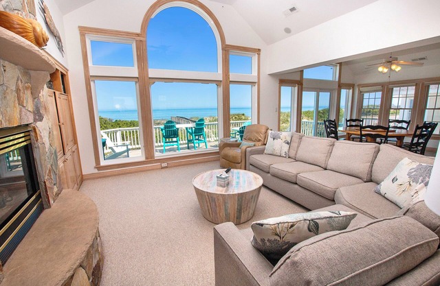 BU6, Orchid Isle- Oceanfront, Ocean Views, Private Pool, Hot Tub