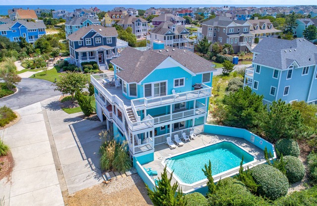 Buck Island, Private Pool, Rec Room, Walk to Beach.