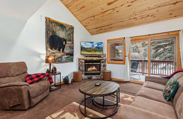 Bugle Pointe A10 River View!