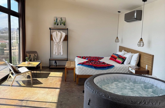 Bungalow 3 King Villa Loar, In The Heart of El Valle De Guadalupe.