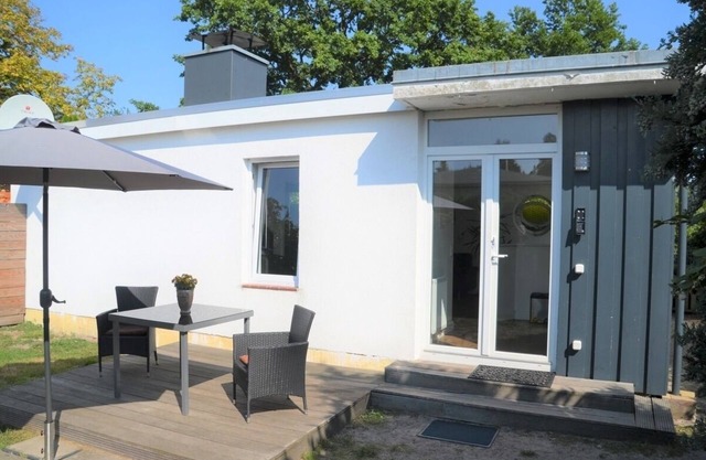 Bungalow for 2 guests with 50m² in Lensterstrand (54783)