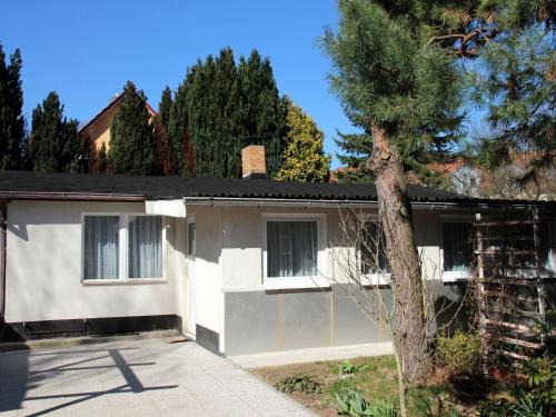Bungalow Gartenidyll, Berlin