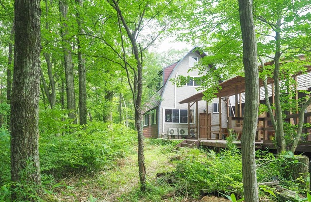 Bungalow nestled in the forest with a spacious co - escape/Nasu-gun Tochigi