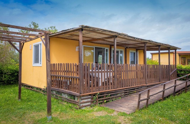 Bungalow 'Sole2' with Shared Pool, Private Terrace and Air Conditioning