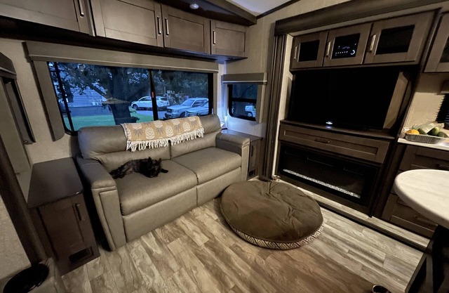 Bunkhouse camper