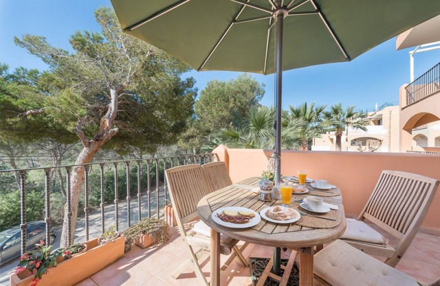BURGIT - Modern apartment located 80 metres from the paradisaical cove of Cala Barca Trenc