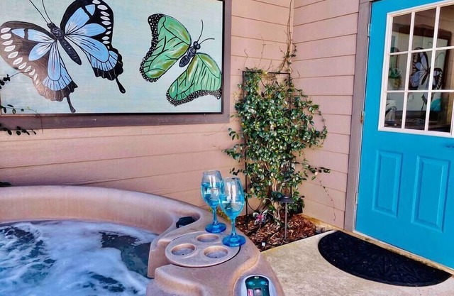 Butterfly Suite/Hot Tub/BBQ/Private