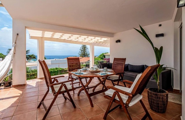 Ca Nostra - Luxurious villa overlooking the sea