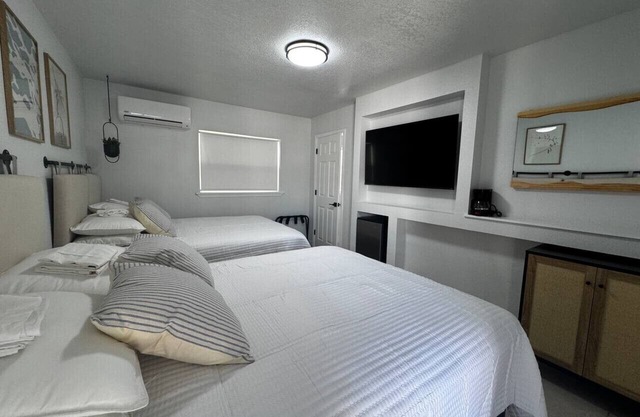 Cabanas of Treasure Island #8
