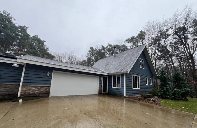 Cabin in the Woods-CIW Peaceful retreat adjacent 50,000 acres of public