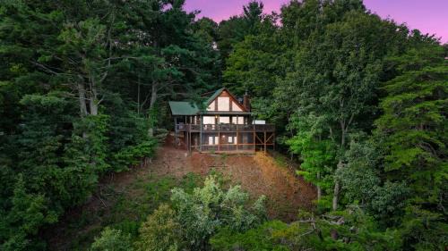 Cabin Sweet Cabin Sleeps 6 Hot Tub Foosball