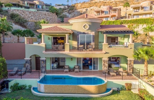 Cabo San Lucas 3 Bedroom Villa Sleeps 10