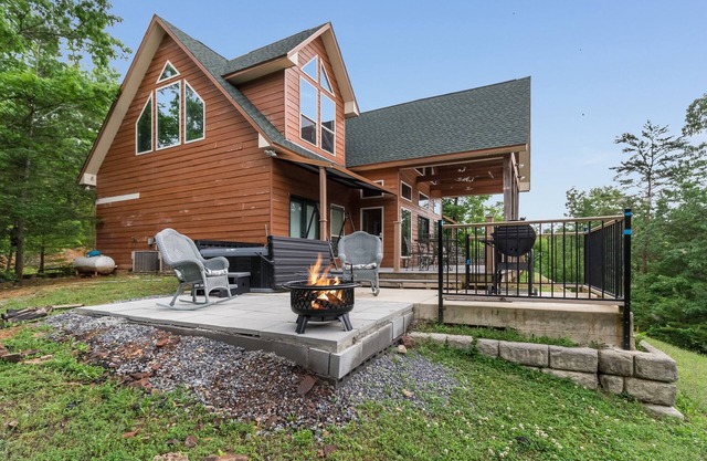 Cajun Spice | Outdoor Spaces, Hot Tub, Fire Pit