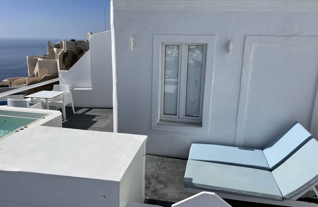 Caldera Mare 6, part of Alexander Villas