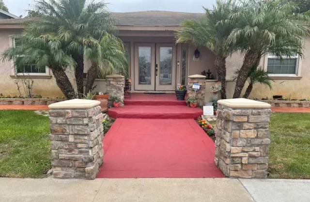 California Comfort Pool Home with Bay Breezes
