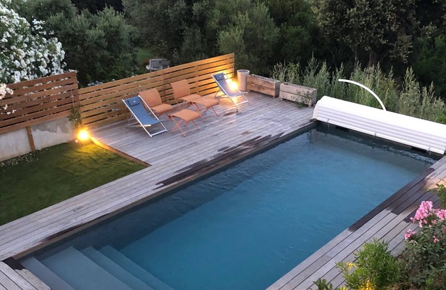 Californian villa facing the sea, heated pool, hammam, 10 per