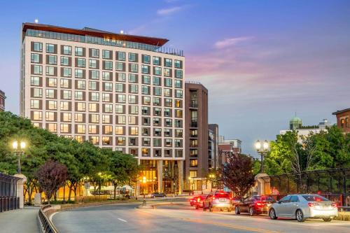 Cambria Hotel Boston Downtown - Seaport