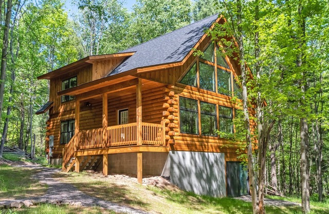 Camp Wondermore | Dog Friendly, Scenic View, Creek