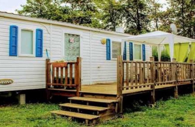 Camping 3 étoiles - Piscine - eeefag
