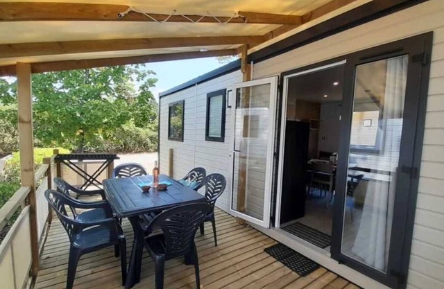 Camping 3 étoiles - Piscine - ccbaefh