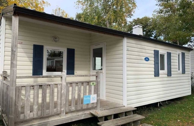 Camping 4 étoiles - Piscine - eeeddg