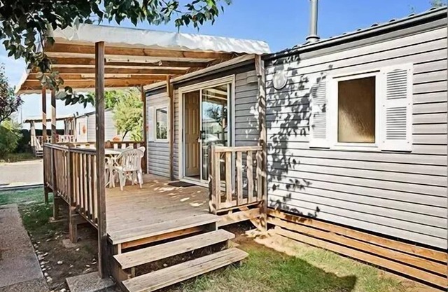 Camping Le Chêne Vert* - Mobile home Comfort 4 rooms 6 people