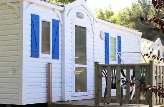 Campsite La Baie de Terenez * - Mobil home STANDARD TITANIA TV - 3 bedrooms 30m2 6 people