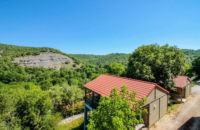 Campsite La Draille * - Chalet Belvedère 6 persons